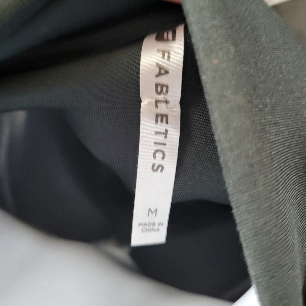 Fabletics Women's Medium Cleo Jacket Full Zip Ath… - image 7